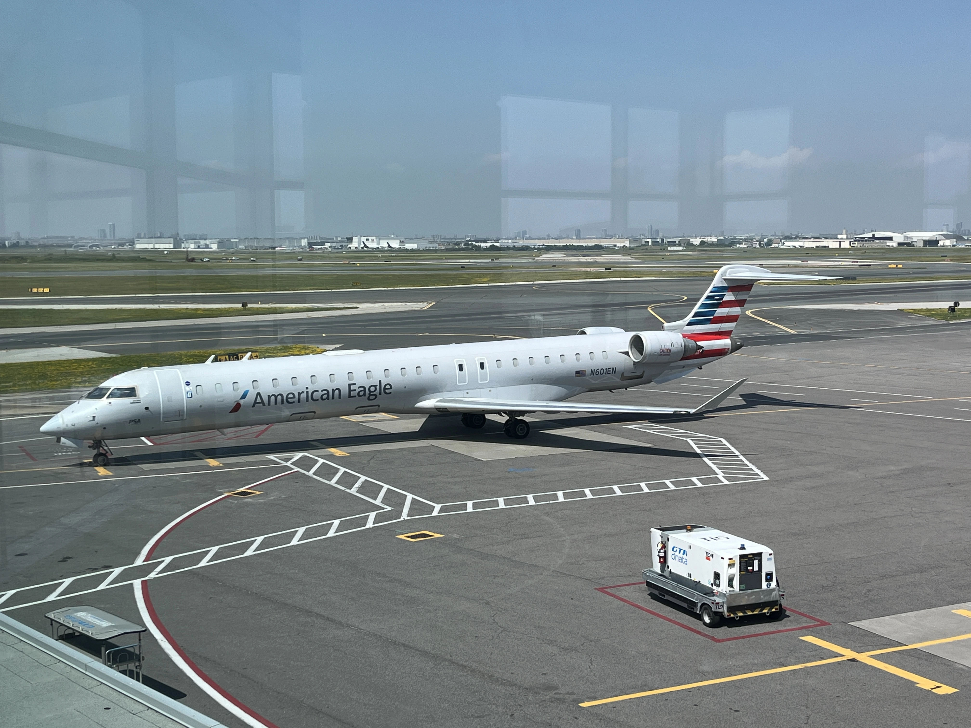 American Eagle Bombardier CRJ-700